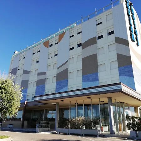 巴里翁会议酒店