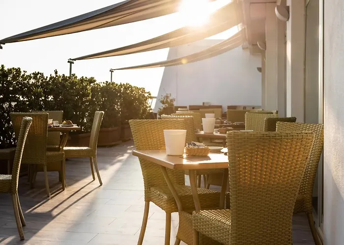 巴里翁会议酒店