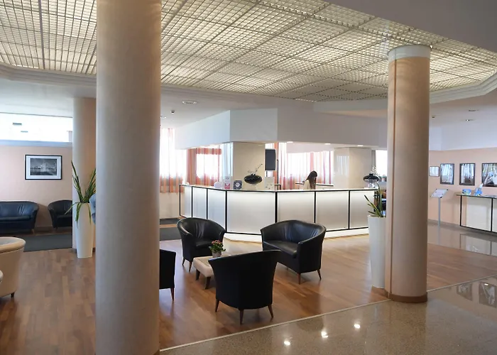 巴里翁会议酒店 酒店 4*