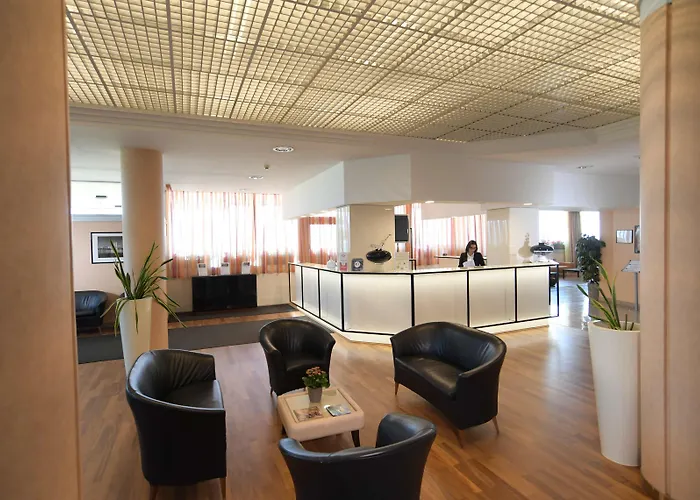 Barion & Congressi 4*